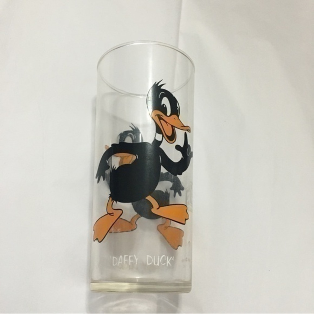 Vintage 1973 Daffy Duck Warner Bros. Looney Tunes Pepsi Collector Series Glass
